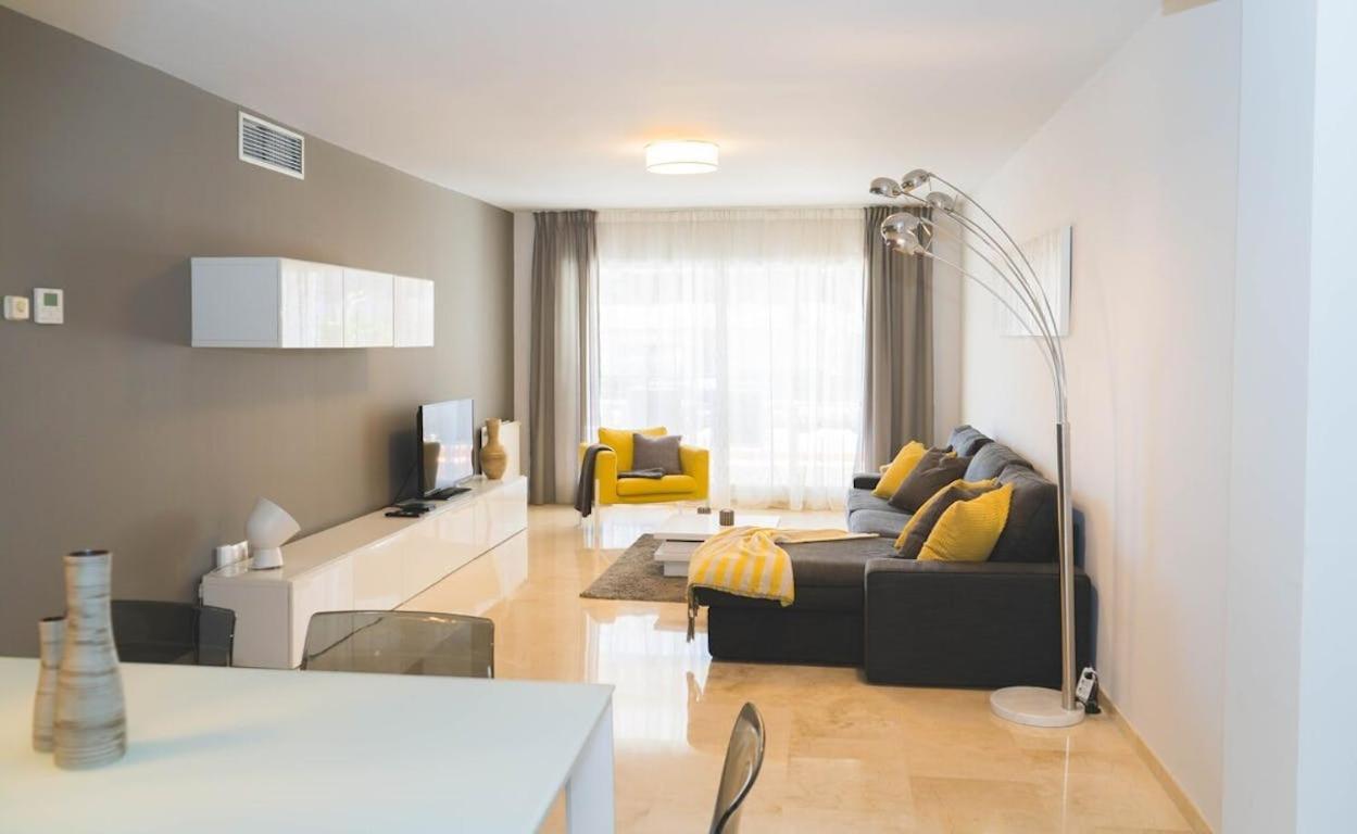 Apartamento Moderno En Guadalmina Golf -