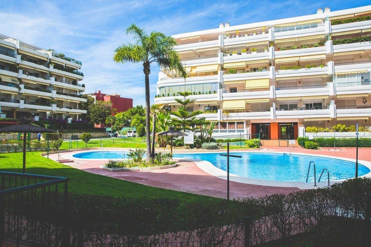 Apartamento Moderno En Guadalmina Golf - *